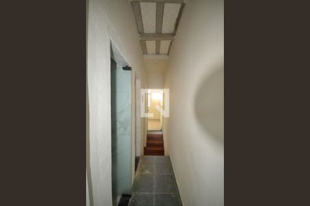 corredor de apartamento para alugar com 1 quarto, 60m² em Metrópole, Nova Iguaçu