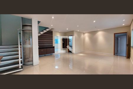 Sala de casa de condomínio para alugar com 4 quartos, 267m² em Campestre, Santo André