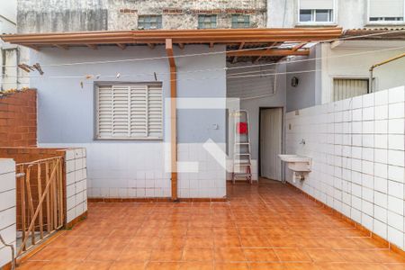 Quintal de casa para alugar com 2 quartos, 125m² em Sumaré, São Paulo