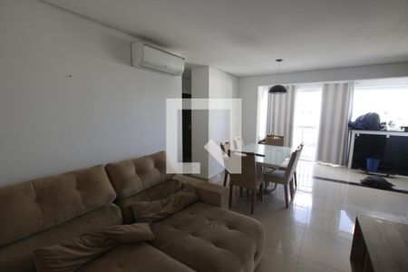 Sala de apartamento para alugar com 2 quartos, 67m² em Setor Bueno, Goiânia