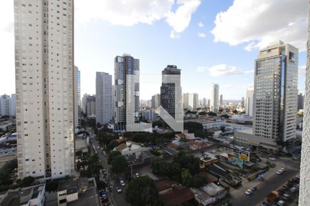 Vista da Suíte de apartamento para alugar com 2 quartos, 67m² em Setor Bueno, Goiânia