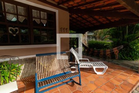 Varanda Sala de casa de condomínio à venda com 4 quartos, 165m² em Badu, Niterói