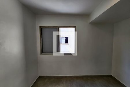 Quarto 1 de apartamento para alugar com 2 quartos, 55m² em Jardim das Vertentes, São Paulo