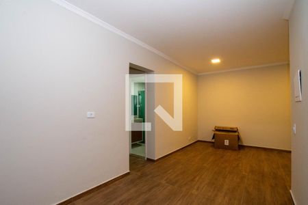 Sala de apartamento para alugar com 3 quartos, 67m² em Vila Leonor, Guarulhos