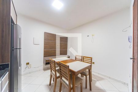 Sala e Cozinha  de apartamento para alugar com 2 quartos, 65m² em Vila Helena, Santo André