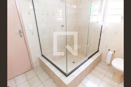 Casa à venda com 133m², 3 quartos e 2 vagas Casa à venda com 133m², 3 quartos e 2 vagasBanheiro da Suíte 2