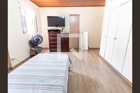 Casa à venda com 133m², 3 quartos e 2 vagas Casa à venda com 133m², 3 quartos e 2 vagasSuíte 2