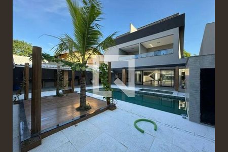 Casa à venda com 6 quartos, 1200m² em Recreio Dos Bandeirantes, Rio de Janeiro