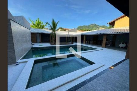 Casa à venda com 6 quartos, 1200m² em Recreio Dos Bandeirantes, Rio de Janeiro