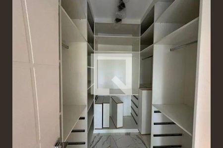 Casa à venda com 6 quartos, 1200m² em Recreio Dos Bandeirantes, Rio de Janeiro