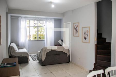 Sala de casa de condomínio para alugar com 4 quartos, 98m² em Praia do Flamengo, Salvador