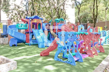 Apartamento à venda com 65m², 3 quartos e 1 vaga Apartamento à venda com 65m², 3 quartos e 1 vagaÁrea comum - Playground