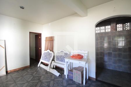 Sala de casa à venda com 2 quartos, 140m² em Piratininga, Belo Horizonte