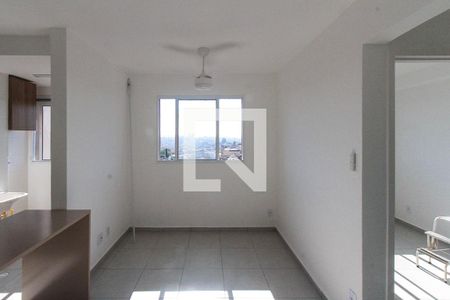 Sala/Cozinha de apartamento para alugar com 2 quartos, 43m² em Vila Fatima, São Paulo