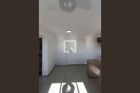 Sala/Cozinha de apartamento para alugar com 2 quartos, 43m² em Vila Fatima, São Paulo