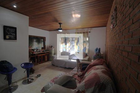 Sala de casa à venda com 3 quartos, 300m² em Jardim Santo Antoninho, São Paulo