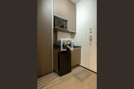 Cozinha de kitnet/studio para alugar com 1 quarto, 18m² em Perdizes, São Paulo