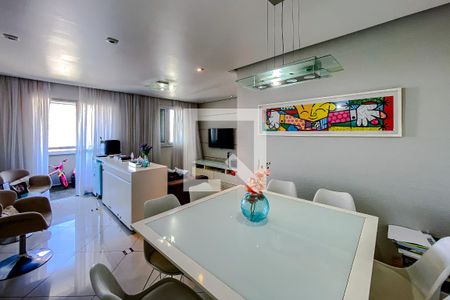 Apartamento à venda com 63m², 2 quartos e 1 vagaSala de Jantar