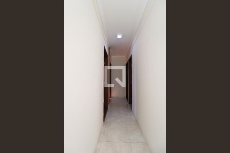 Corredor de apartamento para alugar com 3 quartos, 128m² em Vila Rossi Borghi E Siqueira, Campinas