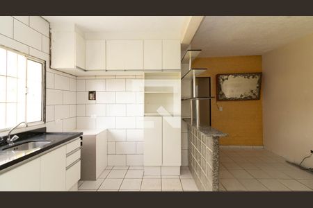 Cozinha de casa para alugar com 2 quartos, 80m² em Parque Cisper, São Paulo