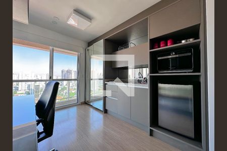 Cozinha de kitnet/studio para alugar com 0 quarto, 32m² em Brooklin, São Paulo