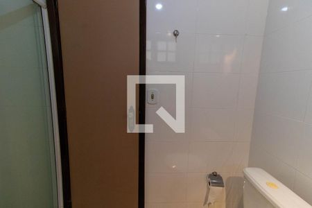 Casa à venda com 295m², 6 quartos e 2 vagas Casa à venda com 295m², 6 quartos e 2 vagasLavabo 2