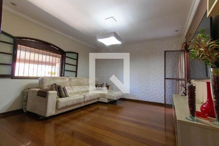 Sala de casa à venda com 6 quartos, 295m² em Piratininga, Niterói