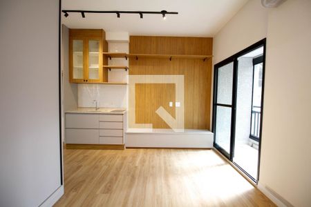 Quarto de casa para alugar com 1 quarto, 27m² em Pinheiros, São Paulo
