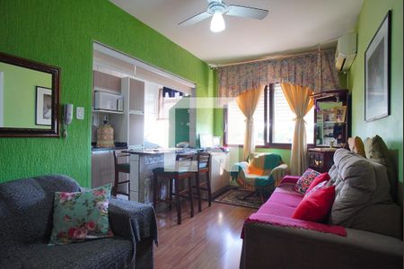 Sala de apartamento à venda com 1 quarto, 43m² em Jardim Floresta, Porto Alegre