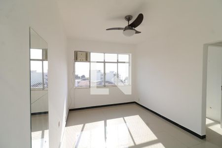 Sala de apartamento para alugar com 2 quartos, 49m² em Pitangueiras, Rio de Janeiro
