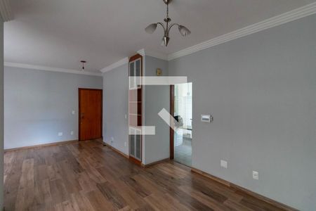 Apartamento para alugar com 4 quartos, 120m² em Padre Eustáquio, Belo Horizonte