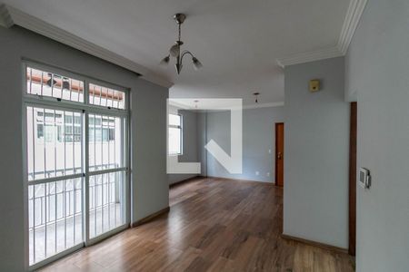 Sala de apartamento para alugar com 4 quartos, 120m² em Padre Eustáquio, Belo Horizonte