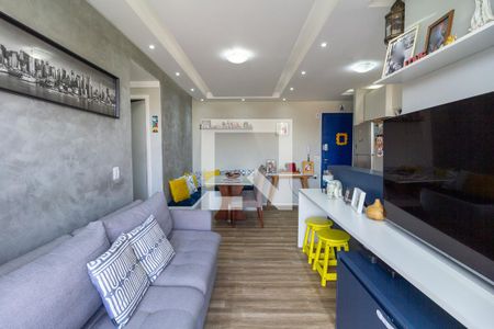 Sala de apartamento à venda com 2 quartos, 56m² em Vila Osasco, Osasco