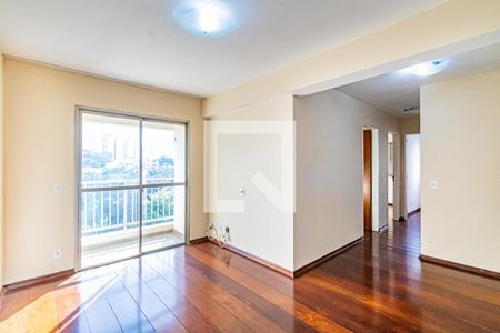 Apartamento para alugar com 62m², 3 quartos e 1 vagaSala