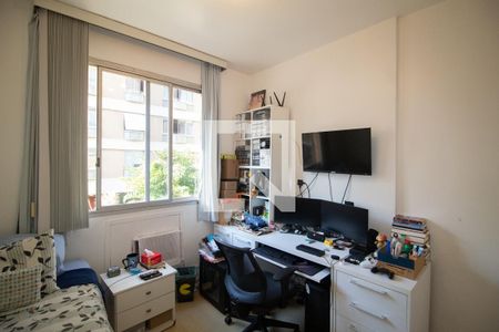 Quarto 1 de apartamento à venda com 3 quartos, 110m² em Lagoa, Rio de Janeiro