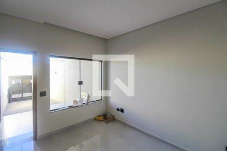Casa à venda com 3 quartos, 105m² em Parque São Lucas, São Paulo