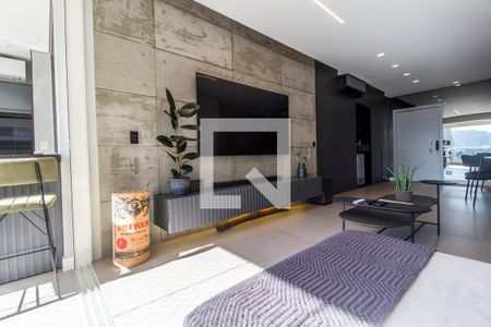 Sala de TV de apartamento à venda com 3 quartos, 140m² em Tamboré, Santana de Parnaíba