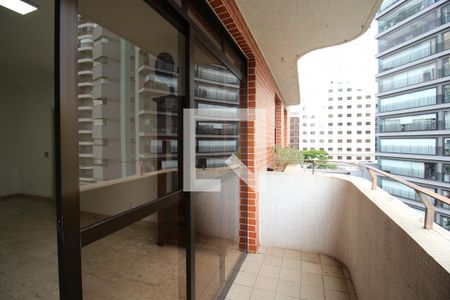 Varanda  de apartamento para alugar com 3 quartos, 122m² em Vila Olímpia, São Paulo
