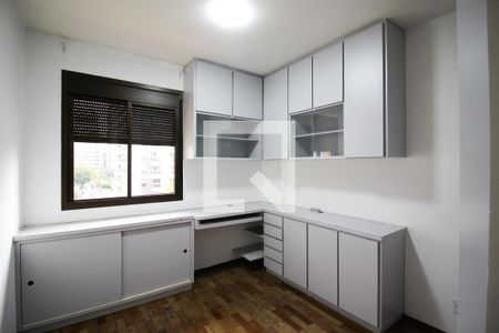 Quarto 1  de apartamento para alugar com 3 quartos, 122m² em Vila Olímpia, São Paulo