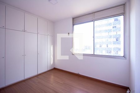 Quarto 2 de apartamento à venda com 2 quartos, 121m² em Icaraí, Niterói