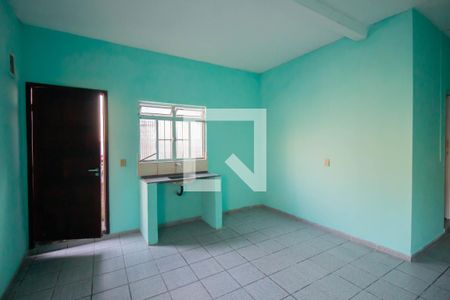 Cozinha de casa para alugar com 1 quarto, 47m² em Vila Carmosina, São Paulo