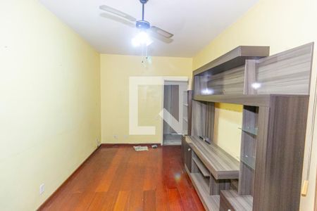 Sala de apartamento para alugar com 2 quartos, 50m² em Vista Alegre, Rio de Janeiro