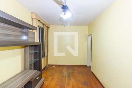 Sala de apartamento para alugar com 2 quartos, 50m² em Vista Alegre, Rio de Janeiro