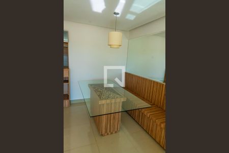 Sala de apartamento à venda com 3 quartos, 70m² em Vila Aurocan, Campinas
