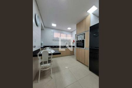 Apartamento à venda com 2 quartos, 106m² em Cambuí, Campinas