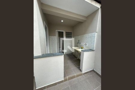 Casa à venda com 3 quartos, 157m² em Jardim Peri Peri, São Paulo