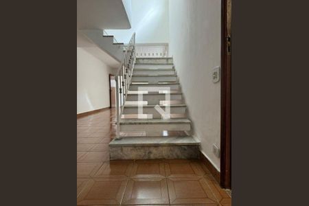 Casa à venda com 3 quartos, 157m² em Jardim Peri Peri, São Paulo