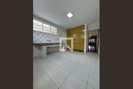 Casa à venda com 3 quartos, 157m² em Jardim Peri Peri, São Paulo