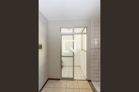 Sala de apartamento à venda com 2 quartos, 60m² em Buritis, Belo Horizonte