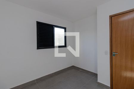 Quarto 2 de apartamento para alugar com 2 quartos, 45m² em Vila Maria Alta, São Paulo